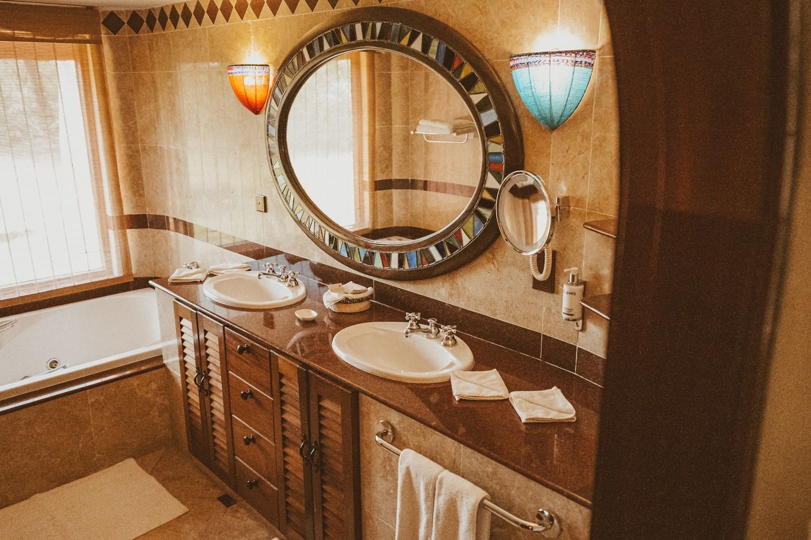 Amboseli Serena Safari Lodge image 2